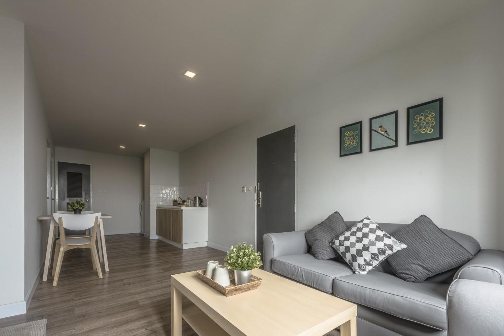 Carnation Residence Samut Prakan Dış mekan fotoğraf
