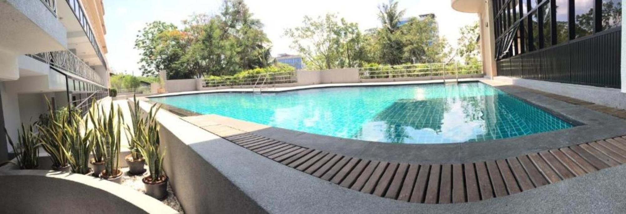 Carnation Residence Samut Prakan Dış mekan fotoğraf