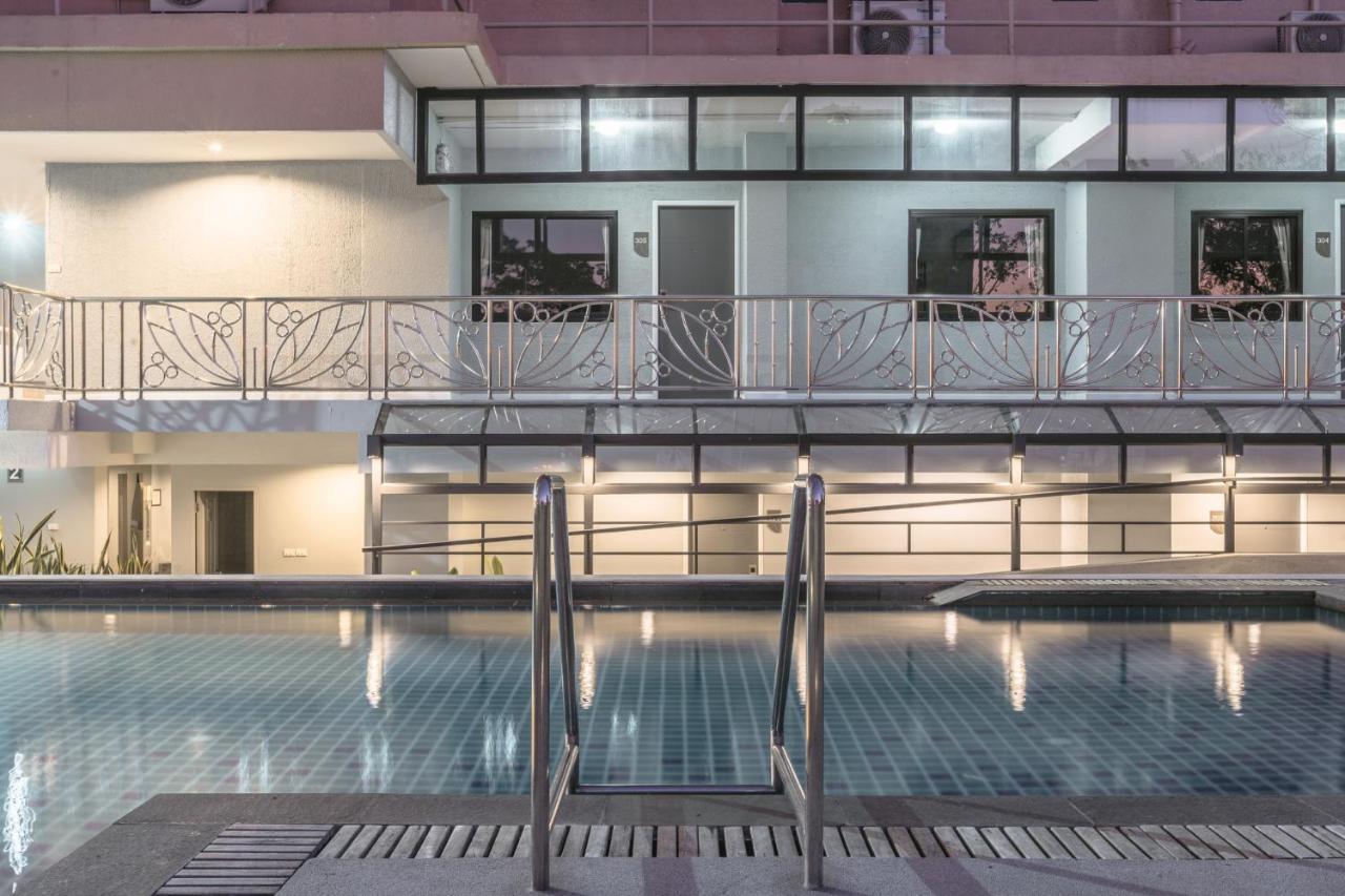 Carnation Residence Samut Prakan Dış mekan fotoğraf